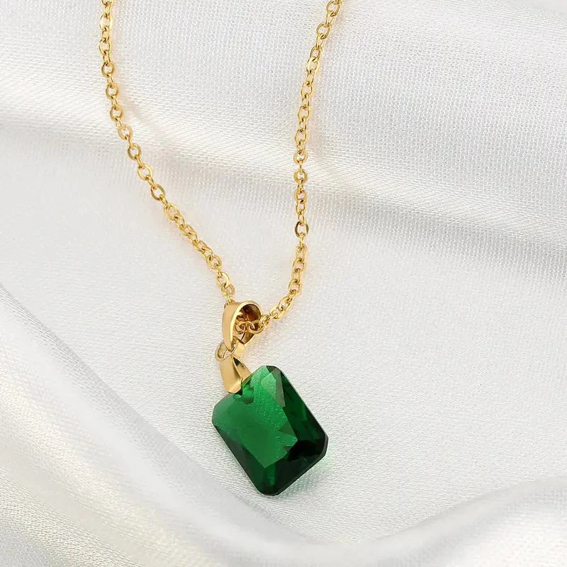 Lustrevia Huitan Square Green Cubic Zirconia Pendant Necklace