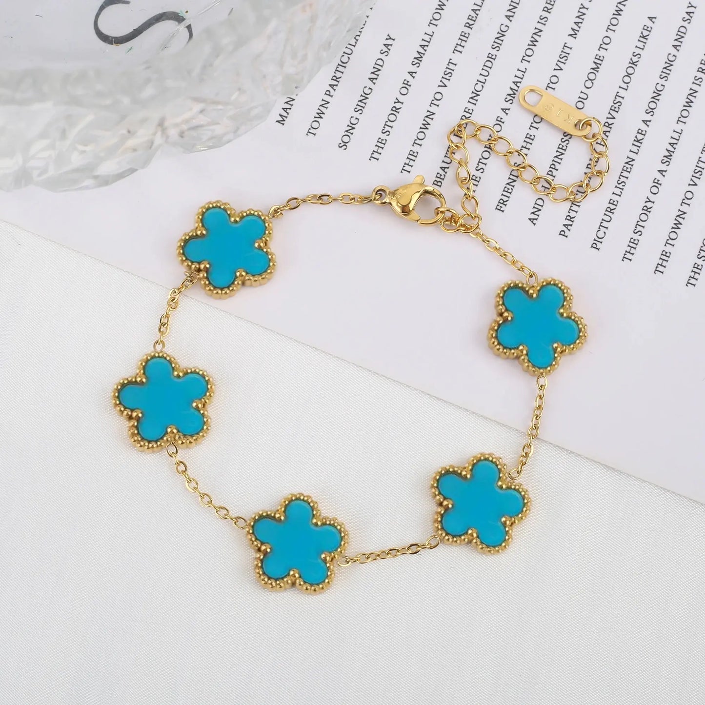 Lustrevia Shell Five-Leaf Clover Stainless Steel Bracelet