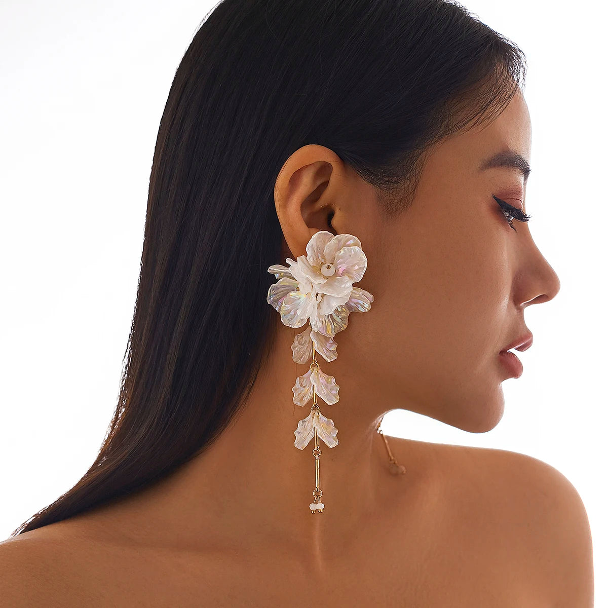 Lustrevia White Flower Torque Necklace & Drop Earrings Set