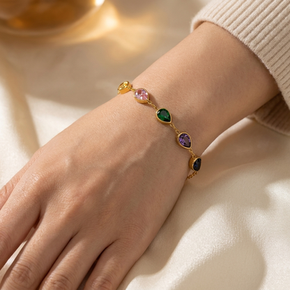 Lustrevia Elegant Bracelet with Zircon